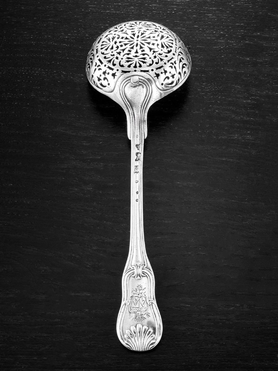 Eloi GUERIN : Rare Cuillère à Sucre en Argent massif XVIIIème PARIS 1745-photo-2