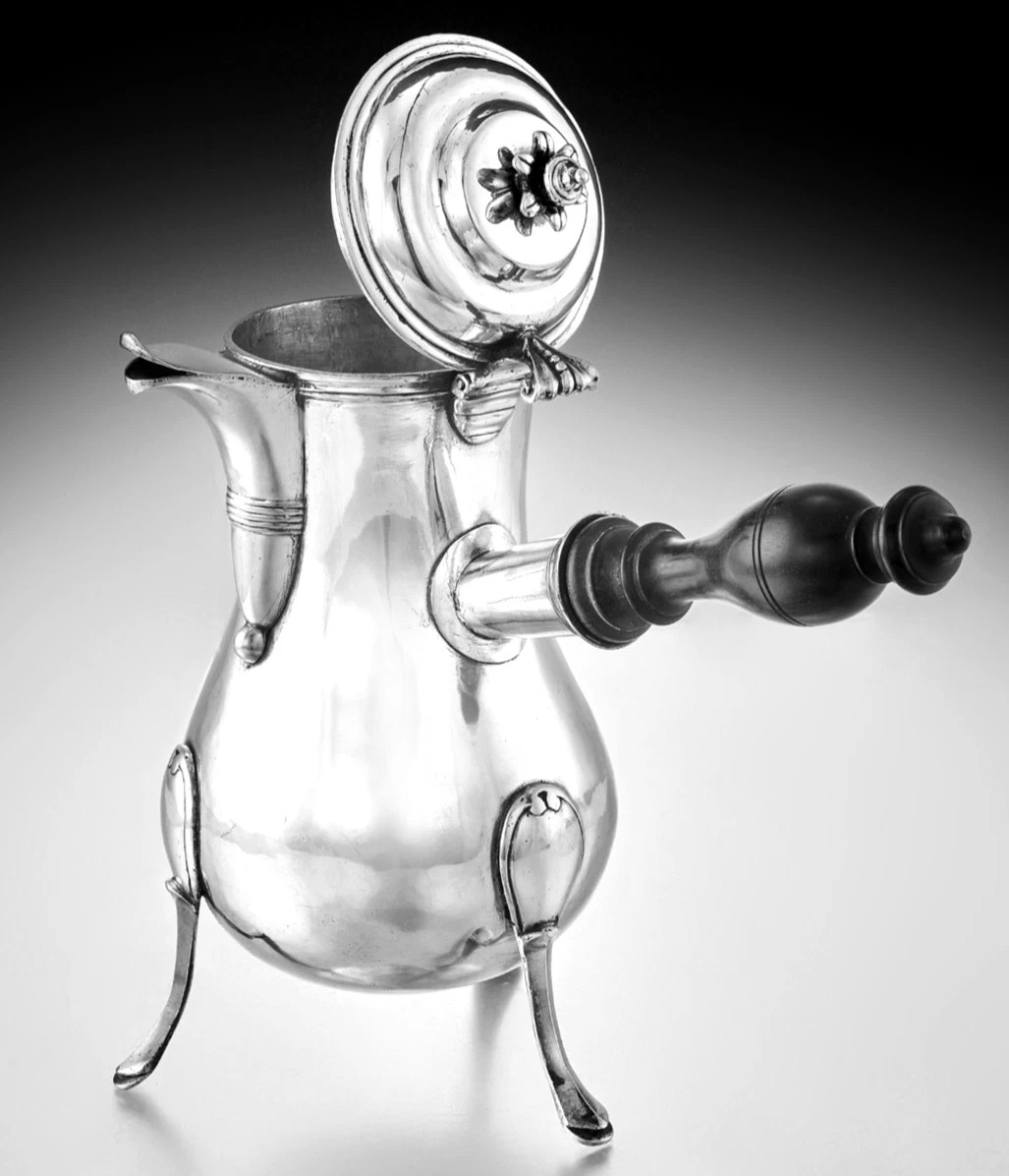 Lardillon : Rare 18th Century French Solid Silver Coffee Pot Beaune 1755-photo-2