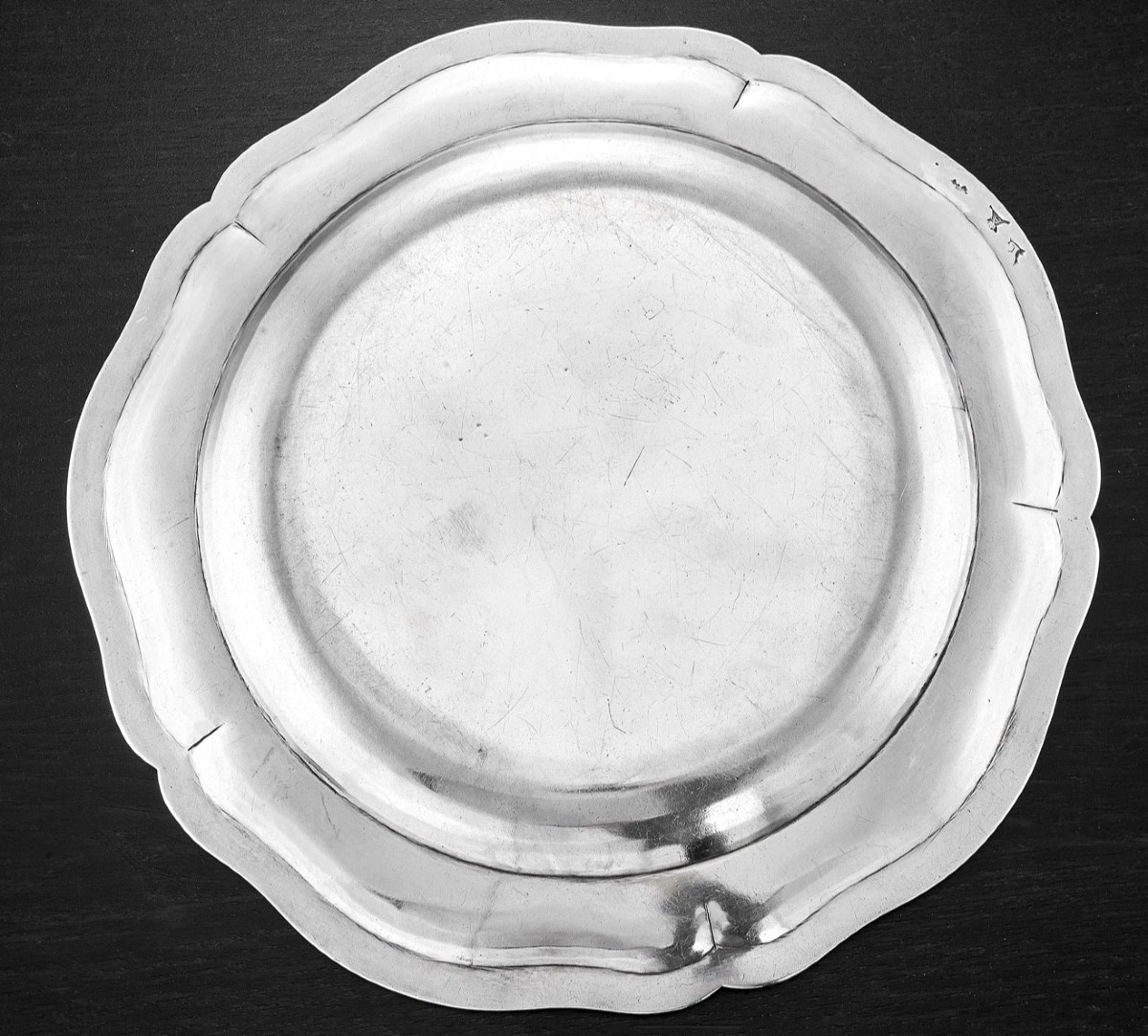 Claude-Pierre DEVILLE : Plat rond en Argent massif XVIIIème PARIS 1774 Armoiries-photo-3