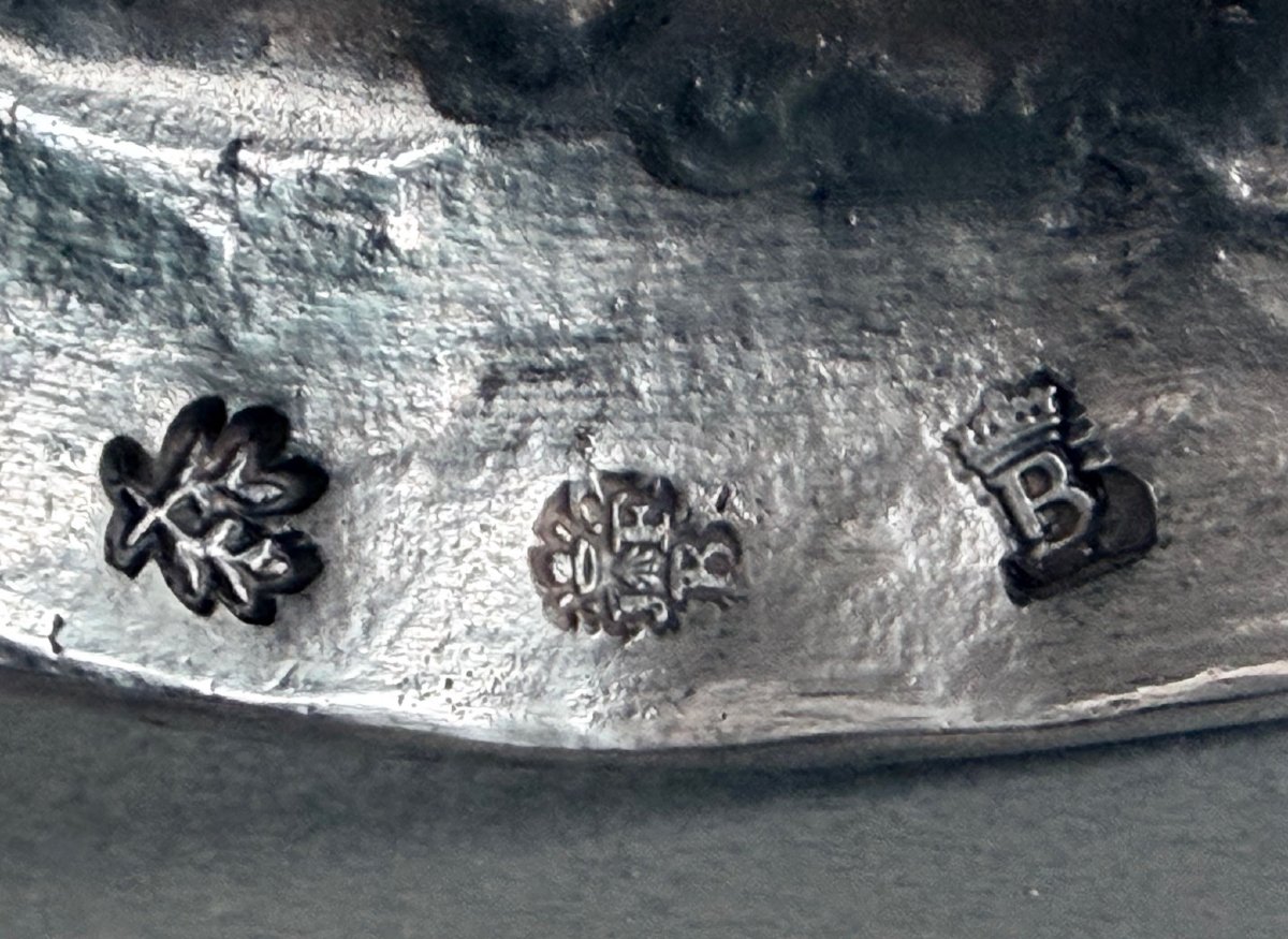 Balzac: Rare Pair Of Toilet Candlesticks In Solid Silver, Paris 1765, Coat Of Arms-photo-4