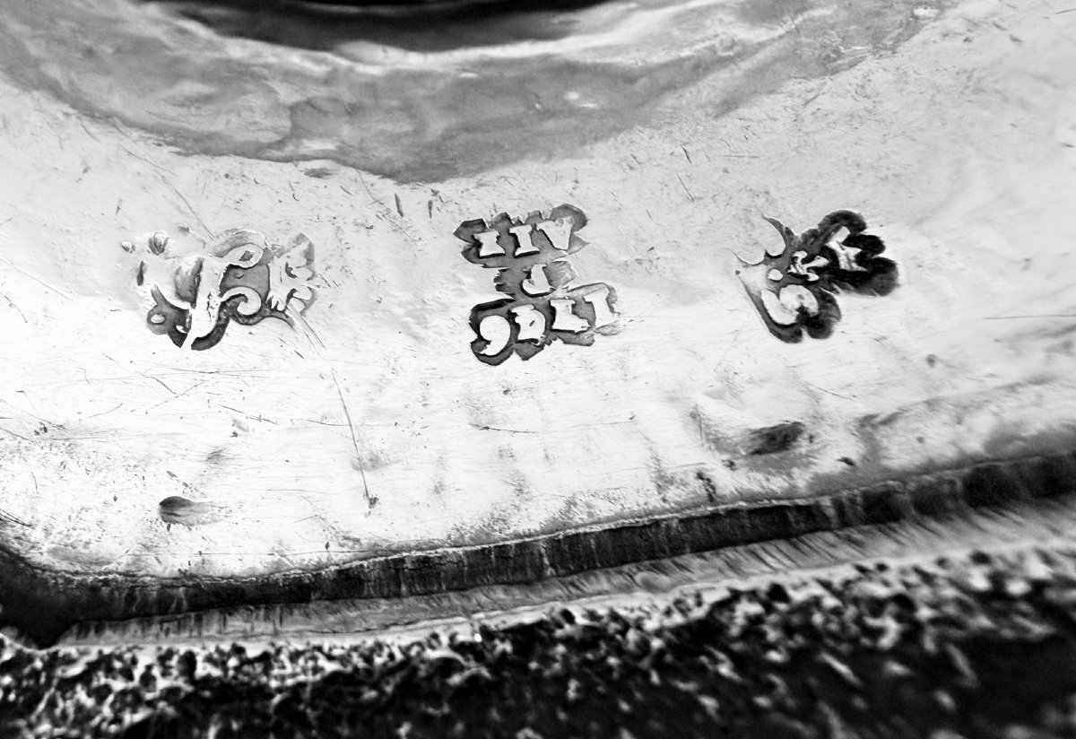 SIBERT : Paire de Flambeaux en Argent massif AIX 1746 décor Mascarons ARMOIRIES-photo-7
