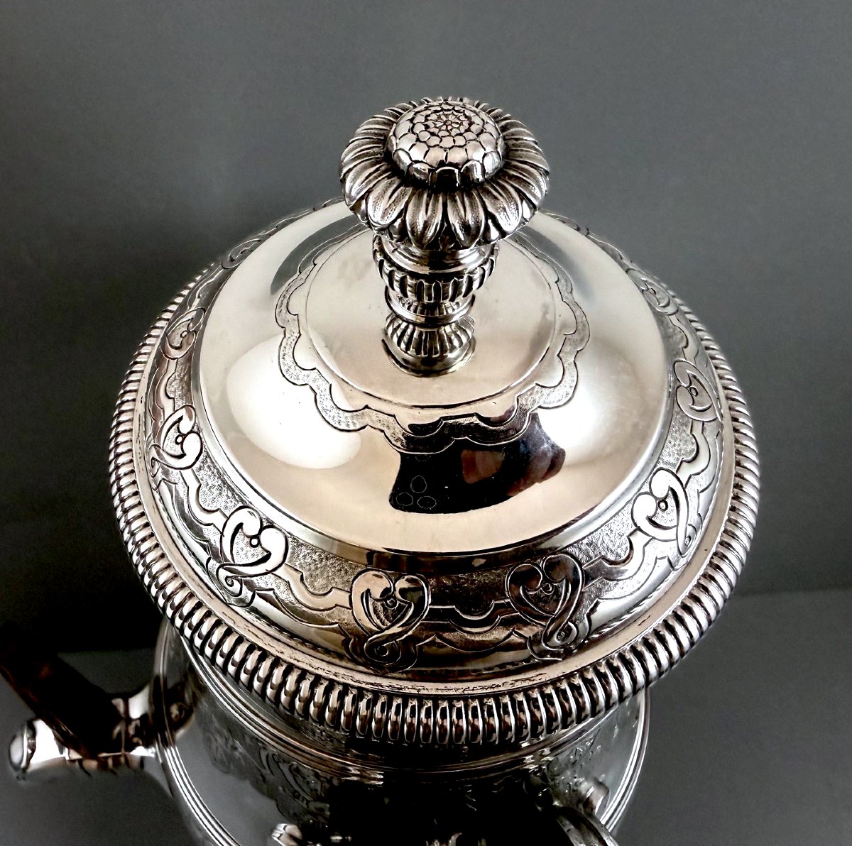 Tetard : Important Silver Samovar / Tea Fountain St . Regence Mascarons-photo-1