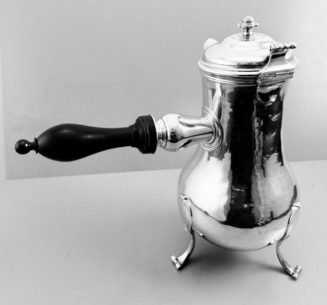 Important Solid Silver Coffee Pot With 18th-century Coat Of Arms, Nantes, 1770-photo-2
