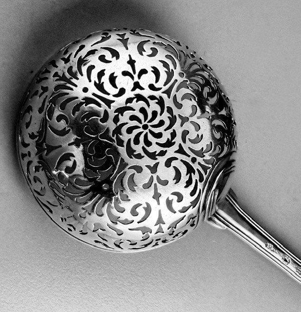Rare Cuillère à Sucre en Argent massif XVIIIème PARIS 1771 mod. filets coquilles-photo-4