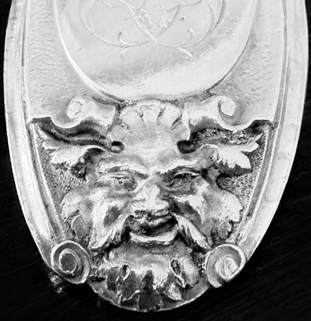 Henin & Vivier: Solid Silver Vermeil Strawberry Scoop "mascaron"-photo-2