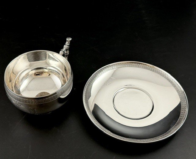 LADOUCETTE & GAVARD :  Service "Dejeuner" Tasse/ Soucoupe en Argent-photo-3