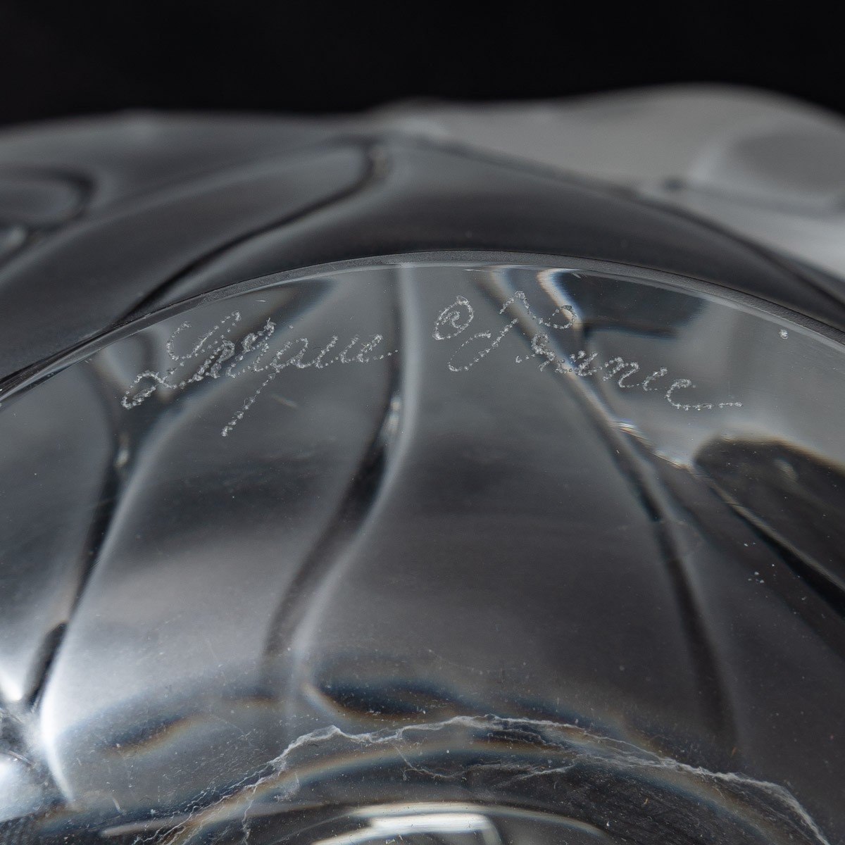 Maison Lalique, "borneo" Vase Created By Marie Claude Lalique (descendant Of René Lalique)-photo-2