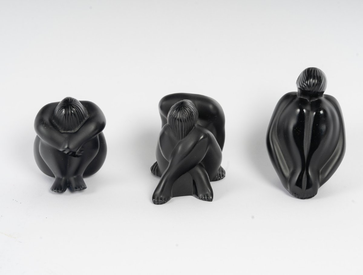 Lalique France, ensemble de 3 statuettes de Femmes nues, avec leurs boîtes d'origine-photo-2