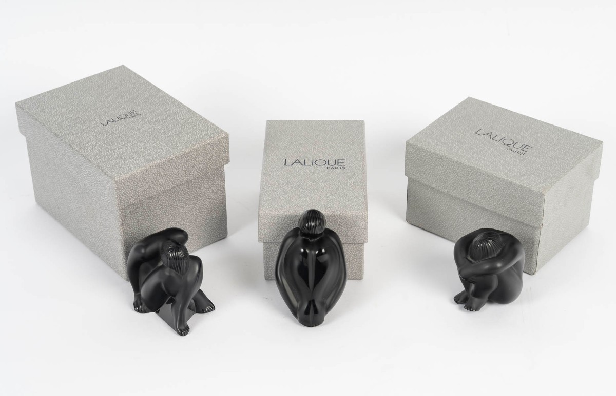 Lalique France, ensemble de 3 statuettes de Femmes nues, avec leurs boîtes d'origine-photo-4