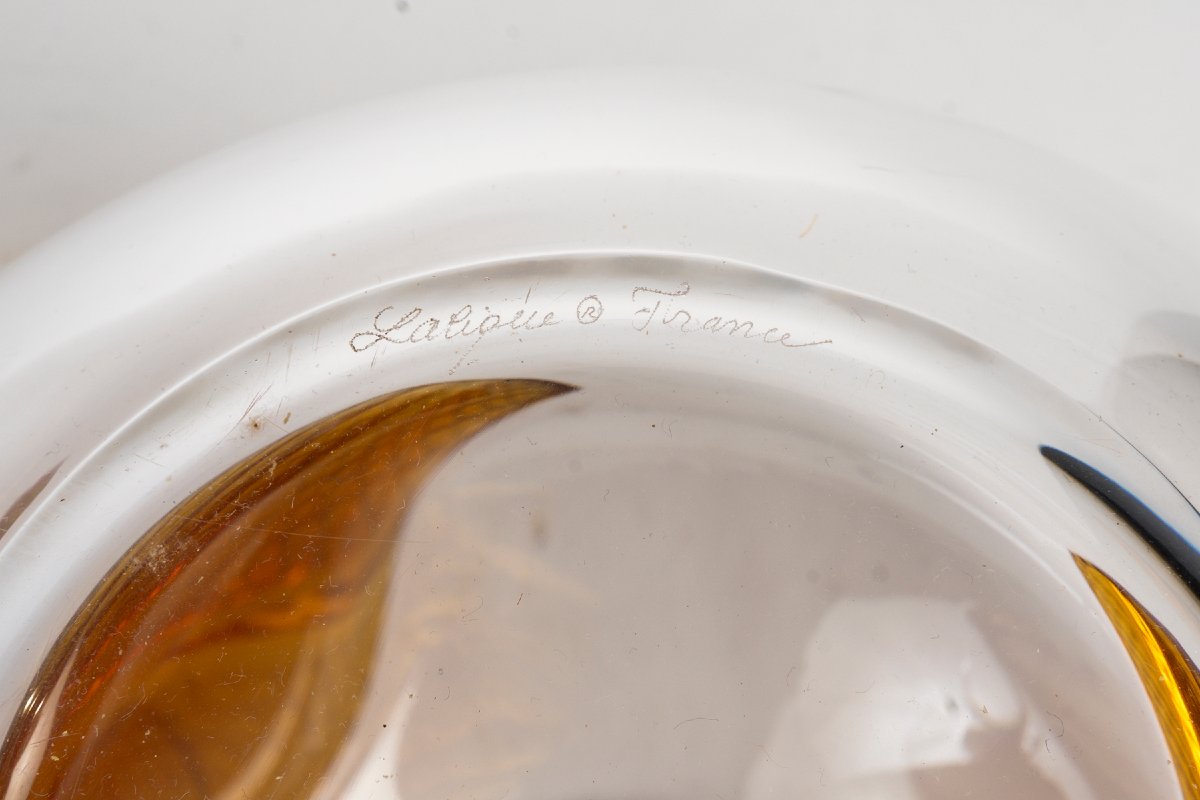 Maison Lalique France, paire de vases modèle Erimaki, créé par Marie-Claude Lalique,-photo-3