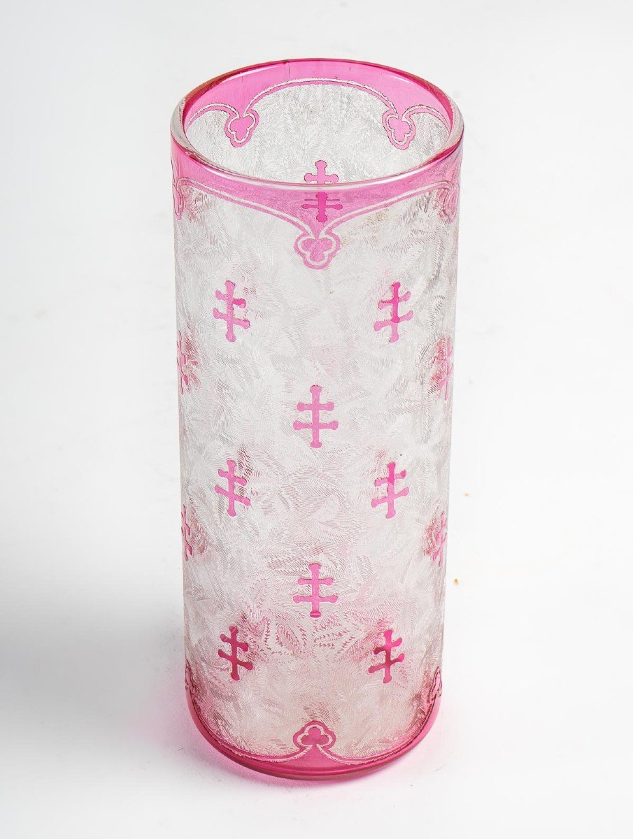 Baccarat, Vase Tube Aux Croix De Lorraine