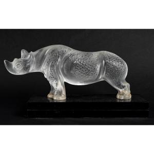 Maison Lalique, Rhinocéros "Toba" Sculpture En Cristal