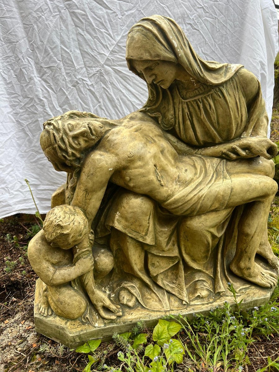 Sculpture Le Christ La Vierge Et l'Enfant. Plâtre Gibs, 19 ème. Petit Accident Orteills .