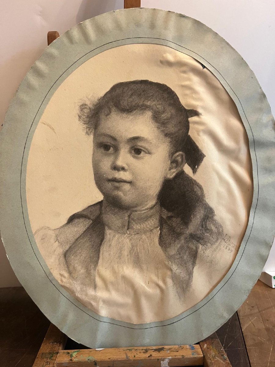 Very Pretty Portrait Of A Young Girl Signed, L. Durand 1889, Charcoal On Paper. -photo-2
