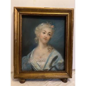 Tableau   Portrai  jeune  fille  Pastel sur Carton. 