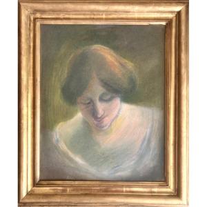 Late 19th Or Early 20th Century French School, Portrait Of A Woman, Art Nouveau