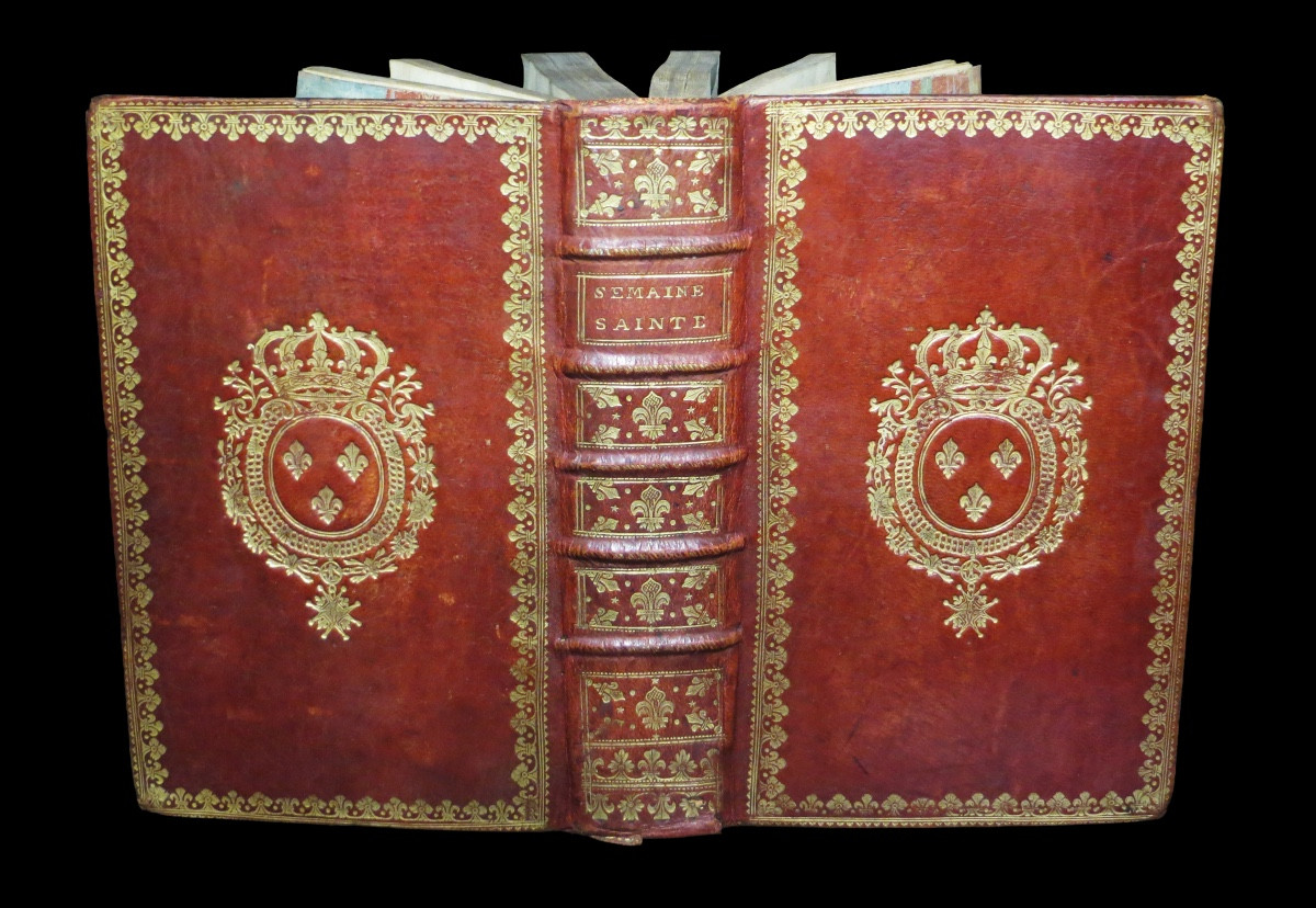 Reliure plein maroquin aux armes Louis XV.  BELLEGARDE - Office de la Semaine sainte. 1748.