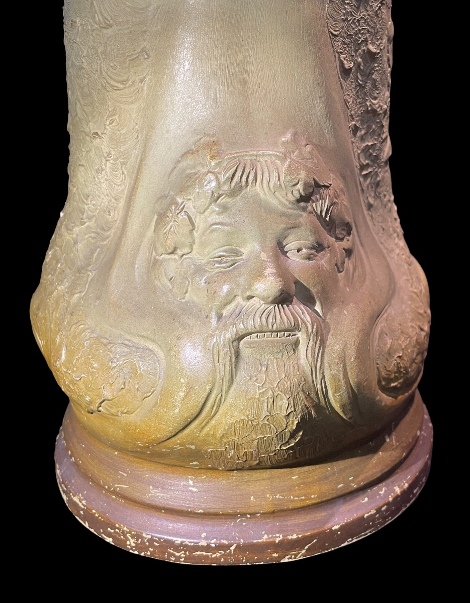 August OTTO - Pichet sculptural en terre cuite ; signé. Période Art-Nouveau.-photo-1