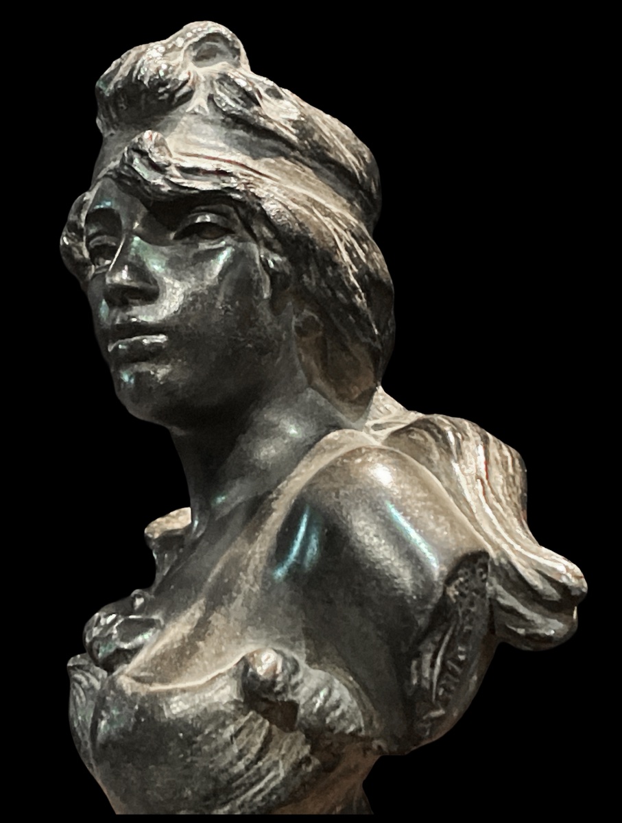 Emmanuel VILLANIS - ''Nymphe''. Vers 1900. Sujet en bronze ; signé.-photo-3