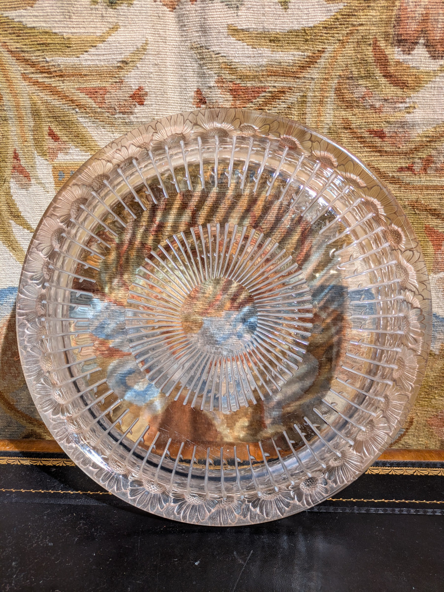 Large "daisies" Cup Signed R Lalique 