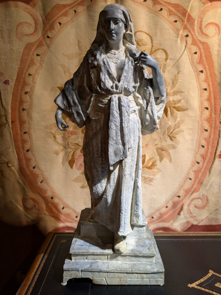 Orientalist Woman, Lead/tin Sculpture Signed Gaston Leroux - Late 19th Century