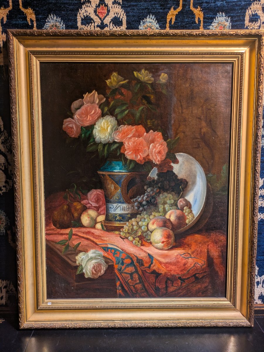 Nature morte aux roses, pêches et raisins -  Huile sur toile -  fin XIXe siècle