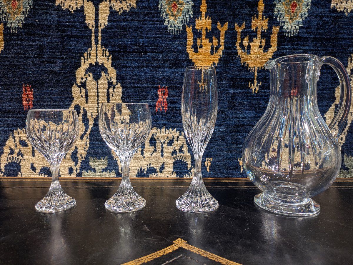 Service de verres en cristal Baccarat, modèle Massena - 36 pièces et carafe - Complet