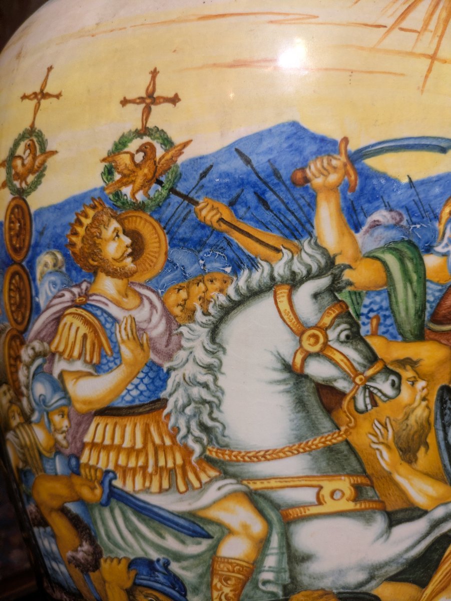 Large Majolica Vase With Historical Motifs—pesaro Manufactory—late 19th Century-photo-2