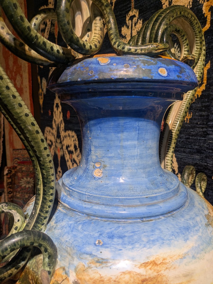 Large Majolica Vase With Historical Motifs—pesaro Manufactory—late 19th Century-photo-1
