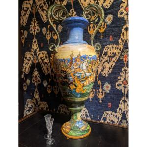 Grand vase en majolique à décor historié - Manufacture de Pesaro - fin XIXème