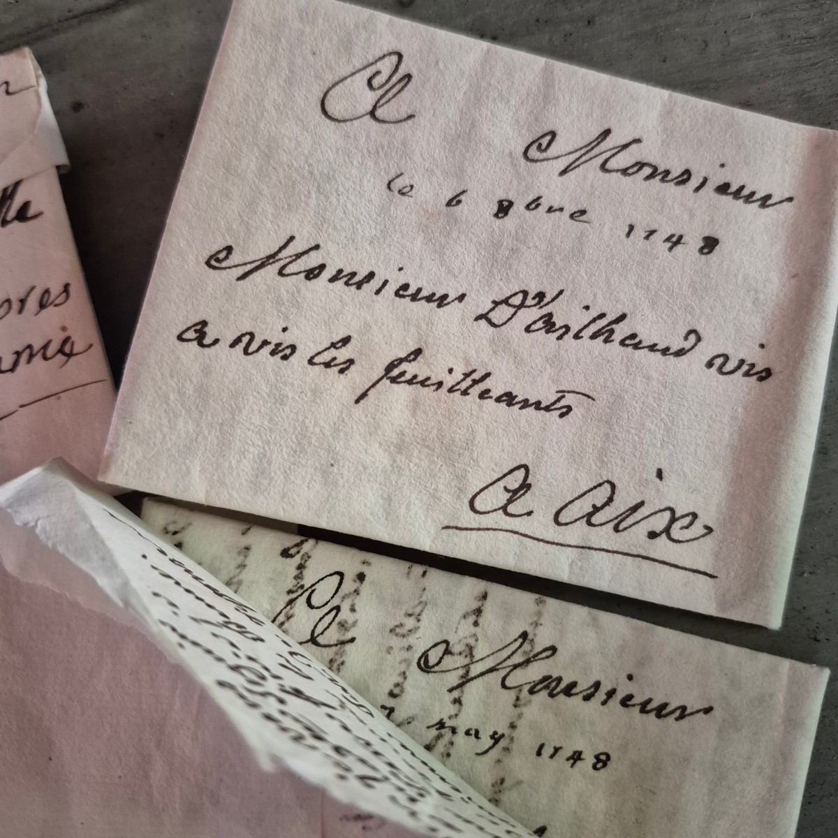 Ensemble de lettres  adressées en 1748 au fameux  docteur  d'Ailhaud d'Aix en provence -photo-3