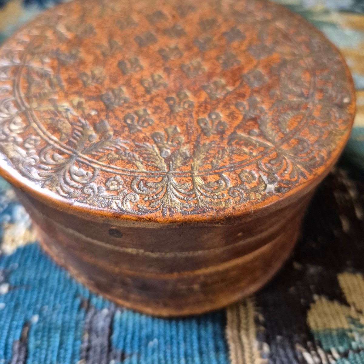 18th Century Leather Box-photo-4