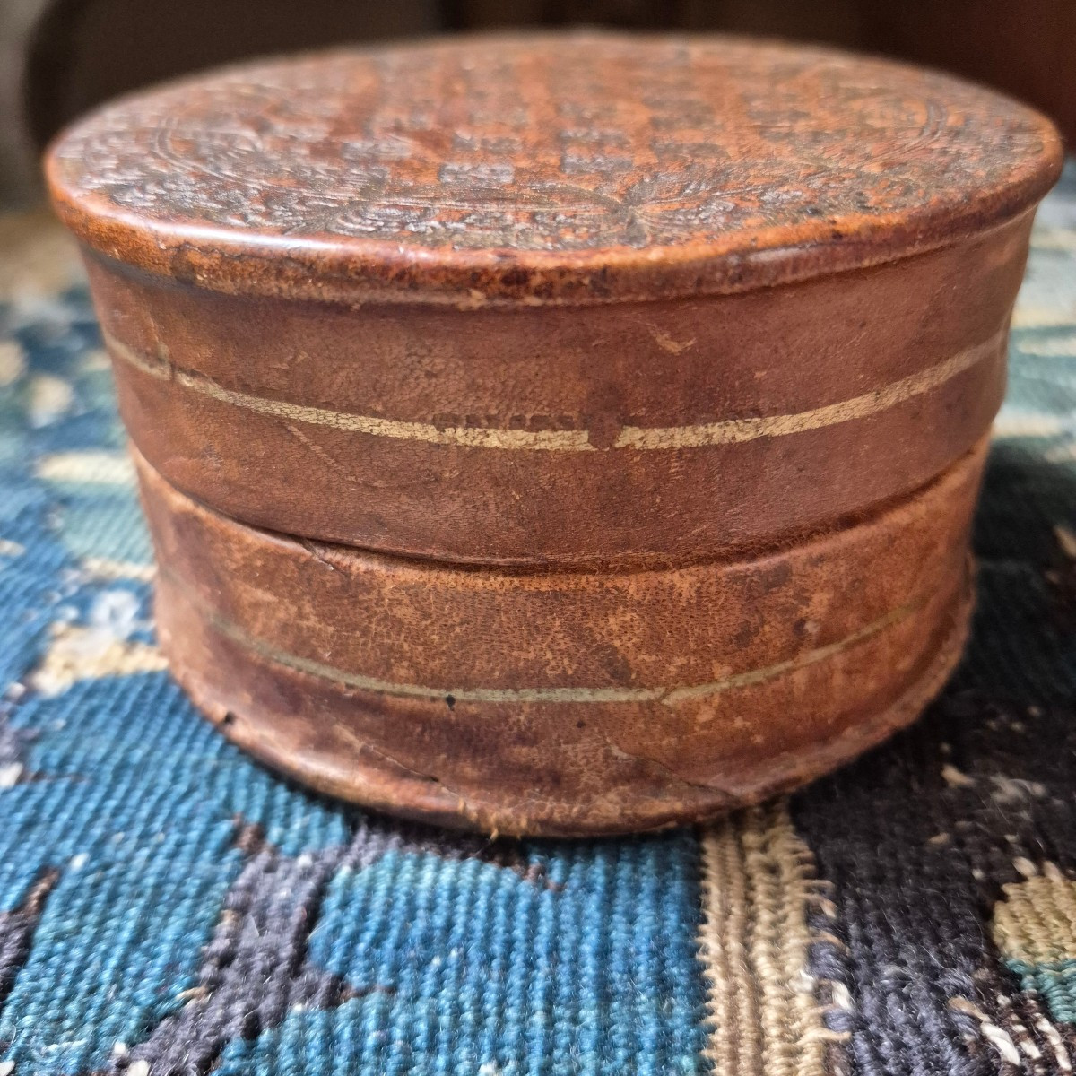 18th Century Leather Box-photo-5