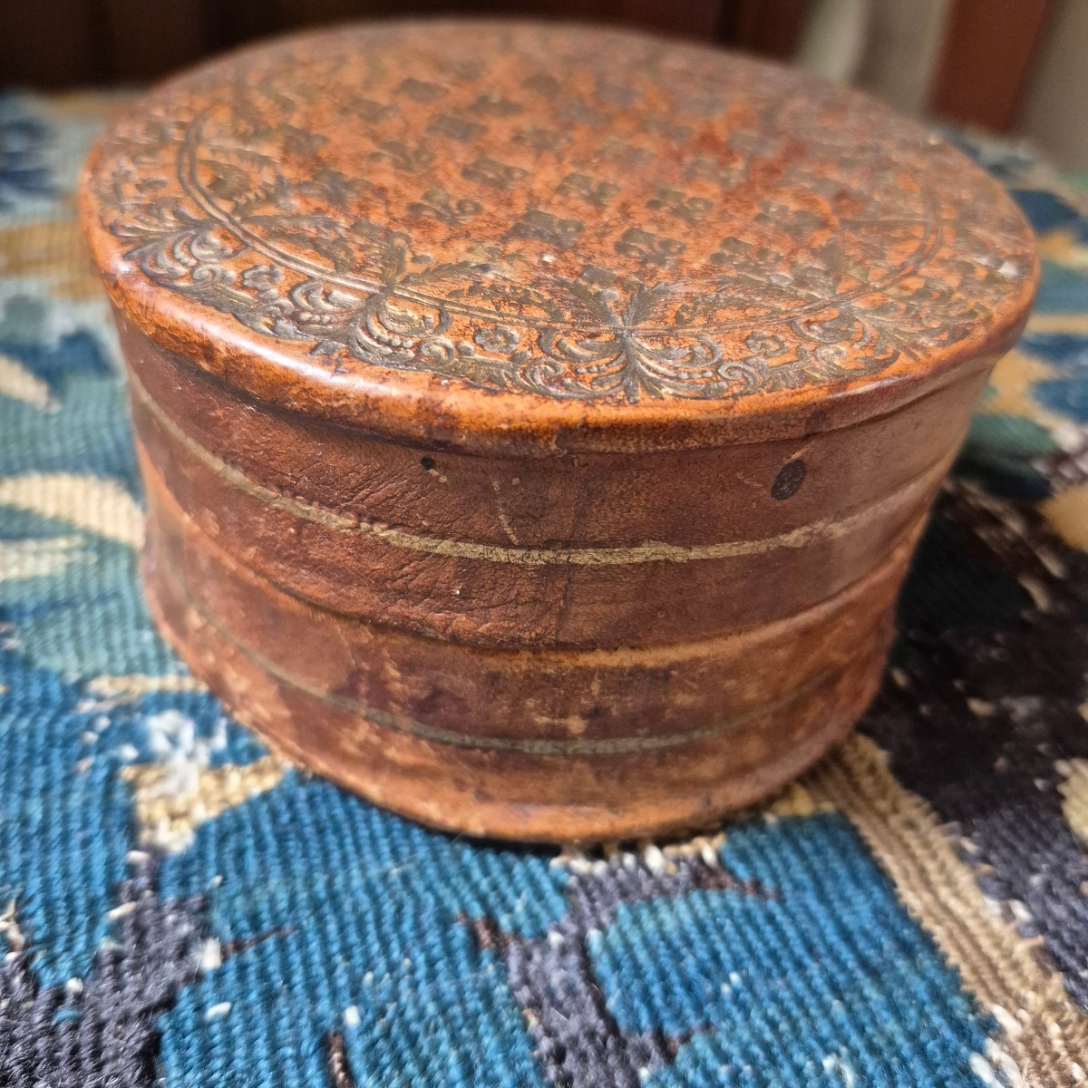 18th Century Leather Box-photo-6
