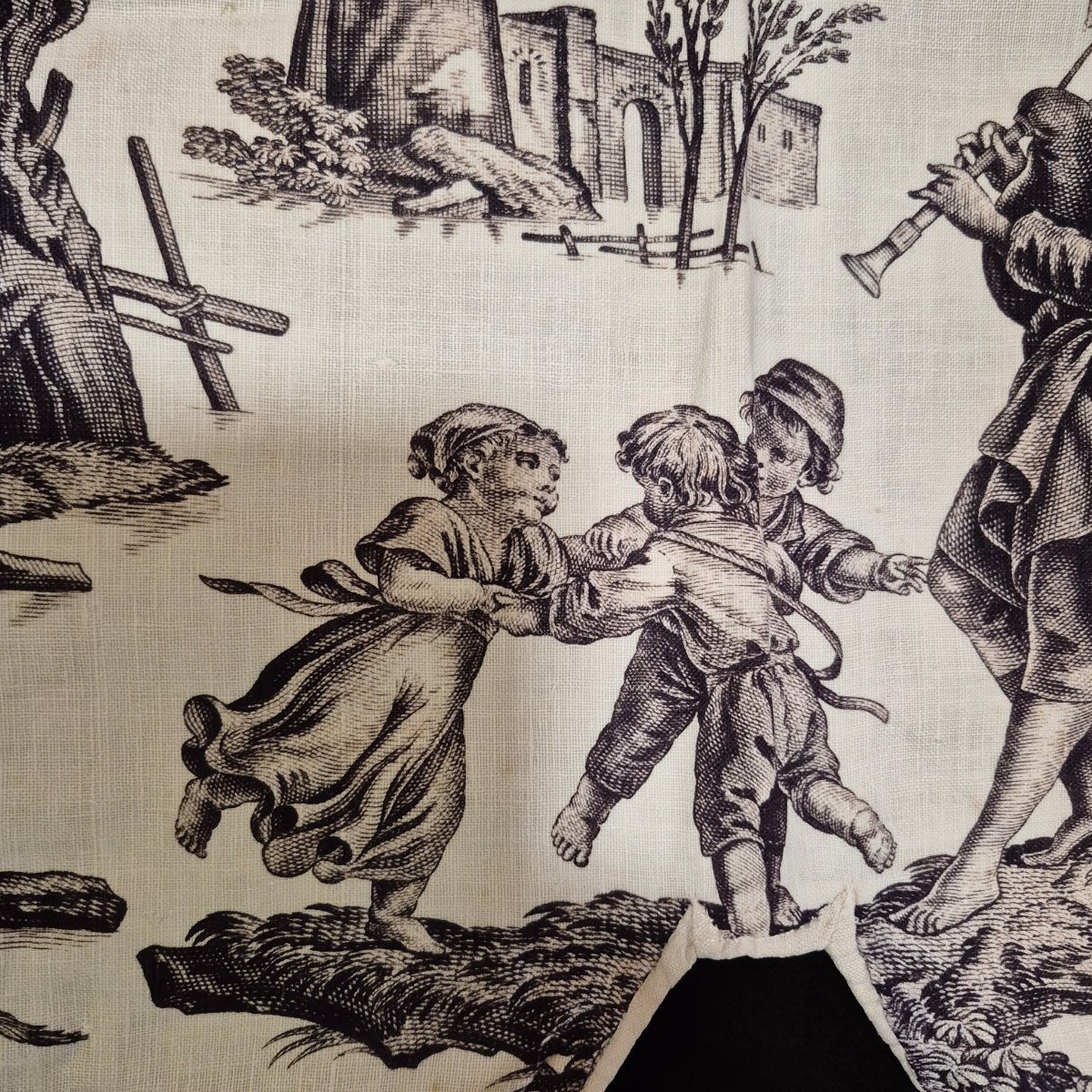 18th-century Jouy Fabric-photo-6