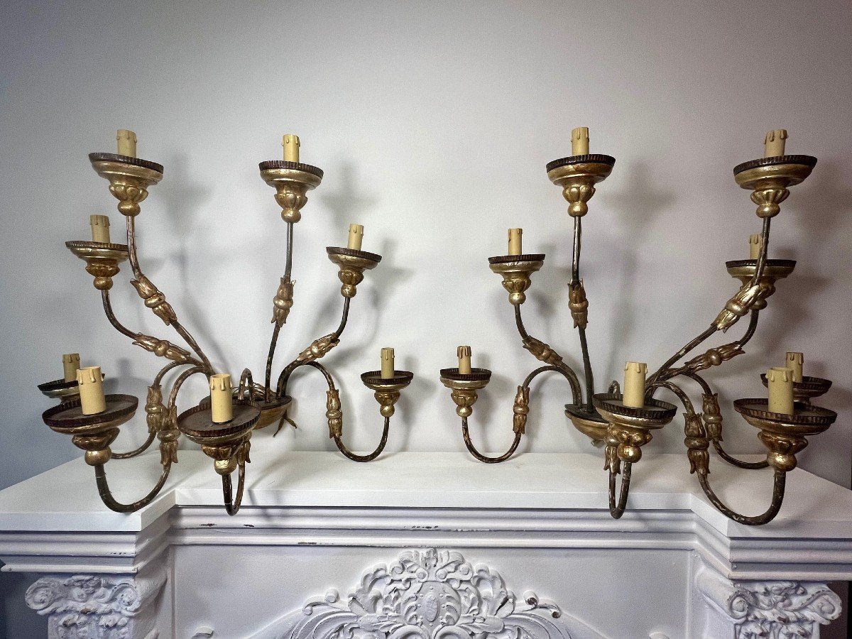 Pair Of Italian Eight-arm Sconces In Golden Wood And Painted Iron, Early 19th Century 