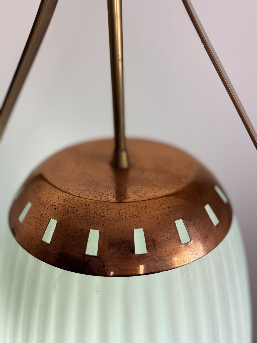 Lampadaire Mid-century Italie, verre de Murano Opalin & Laiton, Attribué à Arredoluce-photo-3