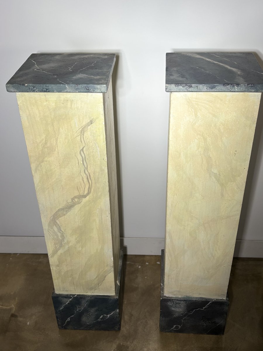 Pair Of Wooden Pedestal Columns Painted In Trompe-l'oeil Marble - 20th Century-photo-1