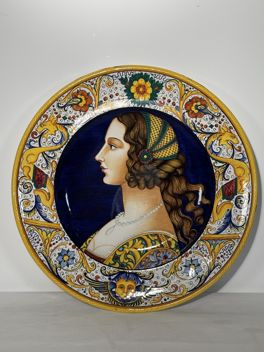 Grand plat décoratif - Deruta signé S. Volpi - Italie Années 1950-1960.