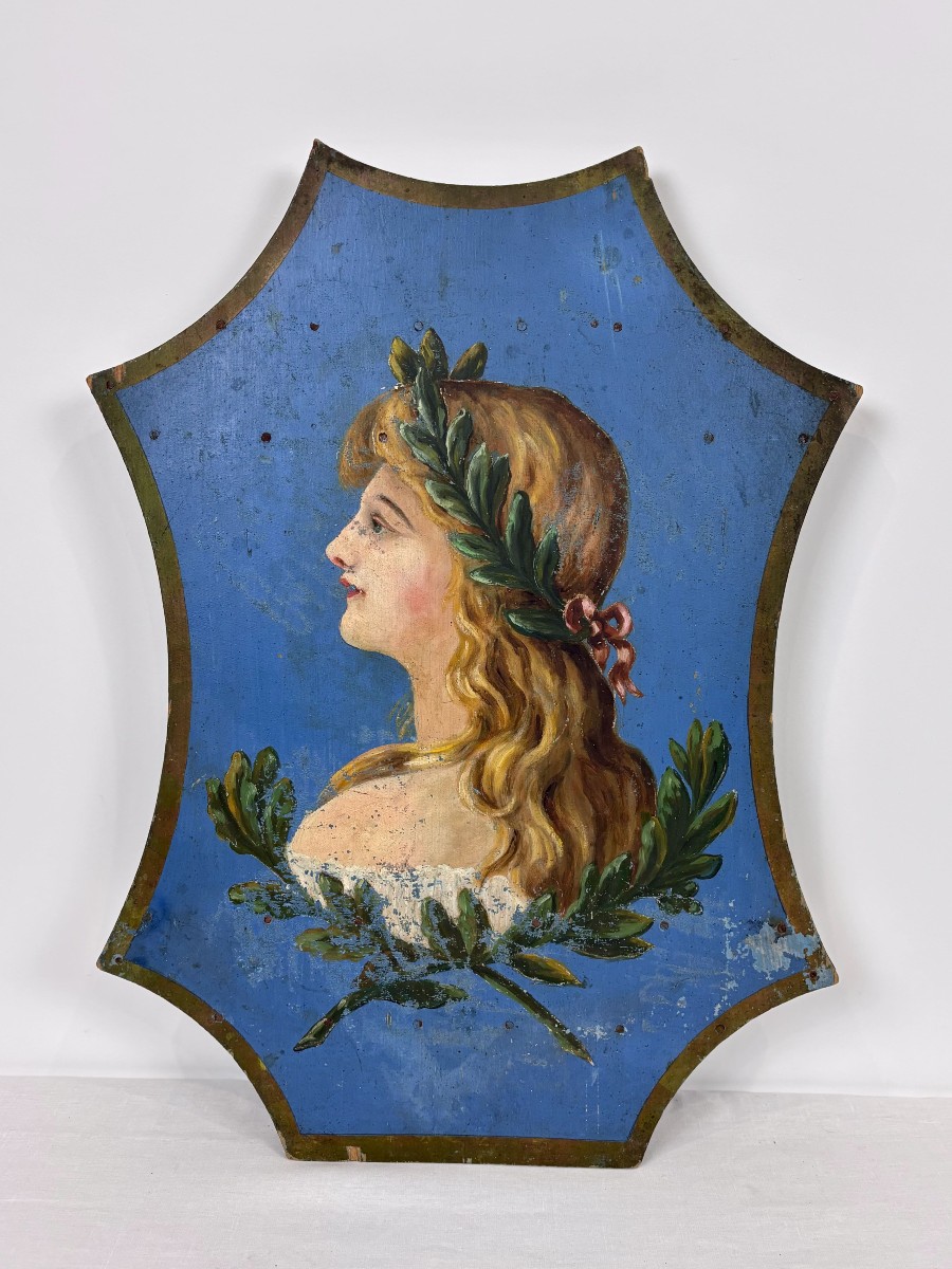 Coat Of Arms / Antique Standard-bearer - Female Allegory - 19th Century
