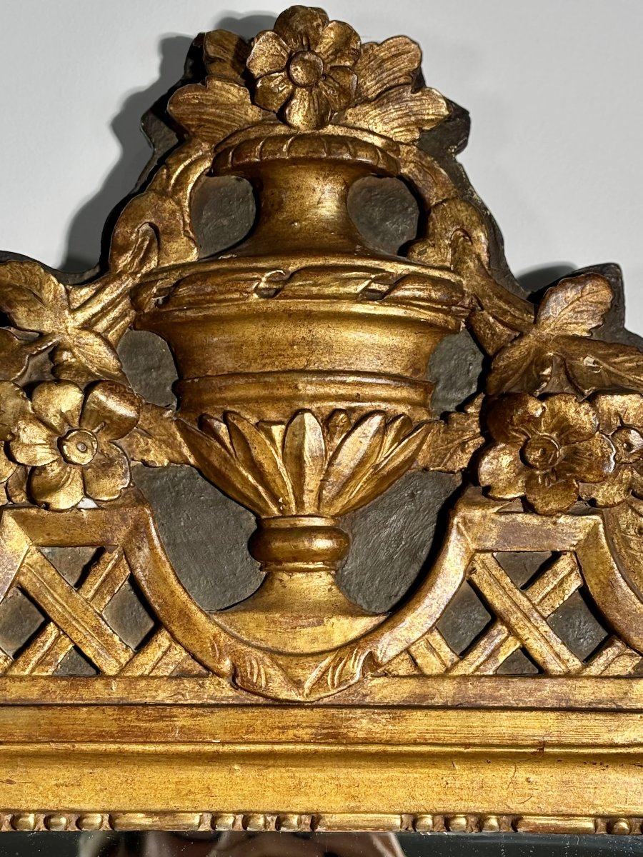 Miroir à fronton en bois et stuc doré - Epoque Louis XVI - XVIIIe siècle-photo-2