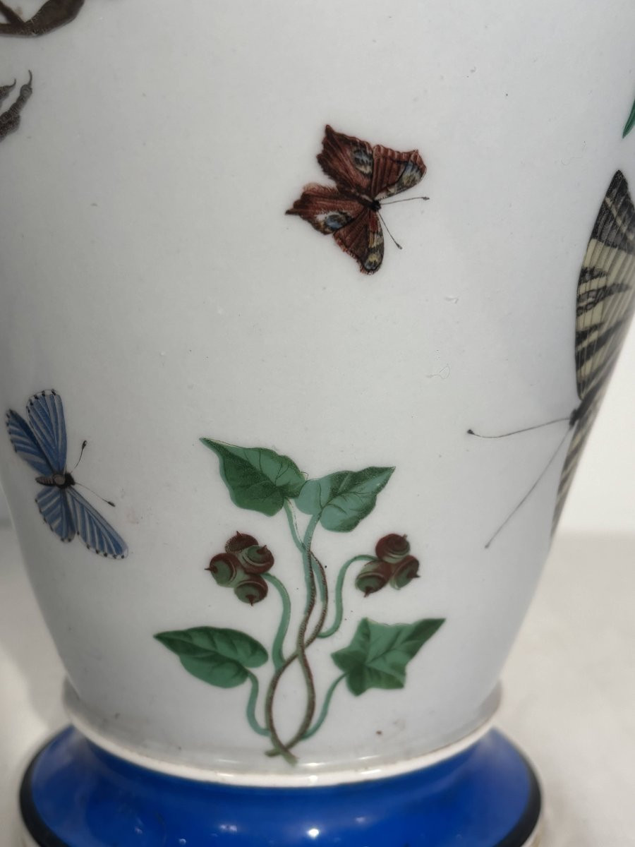 Paire de vases en porcelaine de Paris - Décor naturaliste aux oiseaux & papillons - XIXe siècle-photo-5