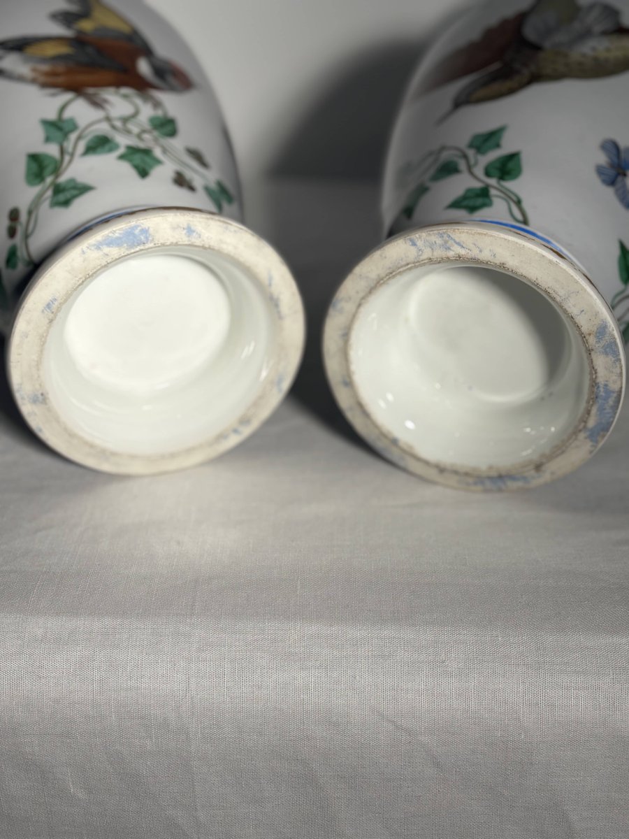 Paire de vases en porcelaine de Paris - Décor naturaliste aux oiseaux & papillons - XIXe siècle-photo-8
