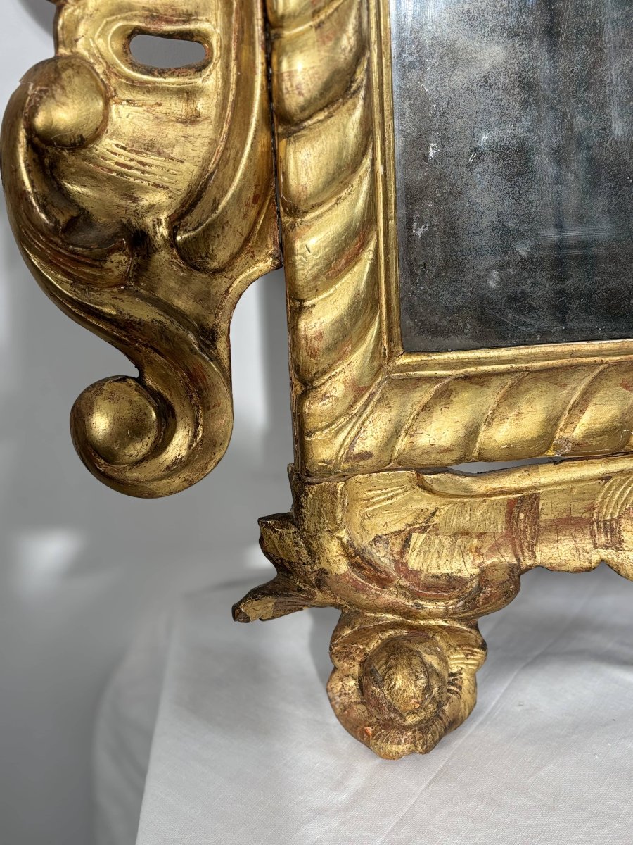 Grand miroir en bois sculpté et doré à décor de vignes - Italie, milieu XVIIIe siècle-photo-2