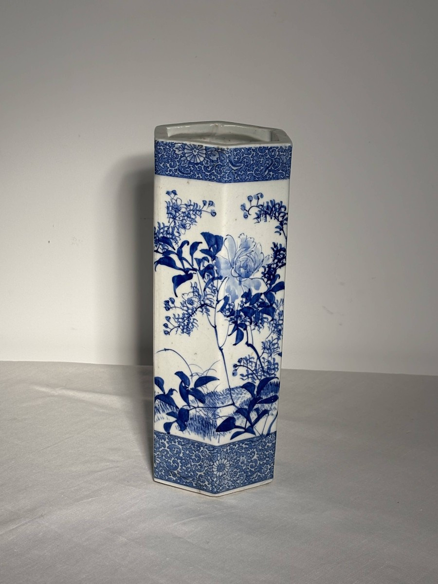 Hexagonal Blue And White Porcelain Vase - Japan - Meiji Period - 19th Century-photo-1