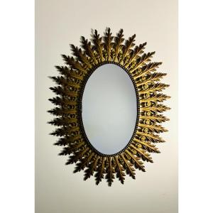 Grand Miroir Ovale En Tôle peinte Dorée, à Décor De Feuilles De Chêne, Milieu 20ème Siècle