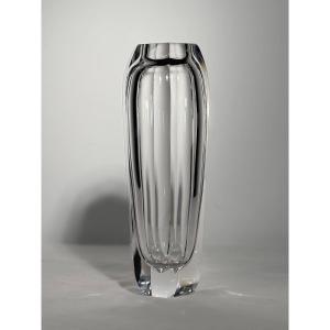 Vase monumental en cristal soufflé taillé - Kosta Boda - Suède, 1947