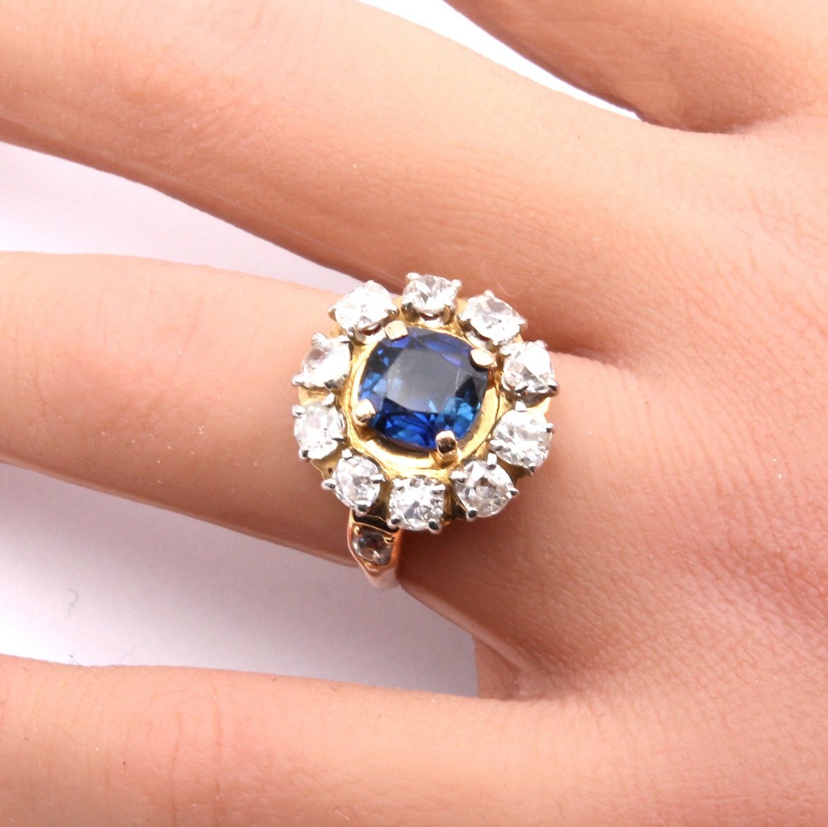Natural Cushion Sapphire Ring Surrounded By Diamonds-photo-4