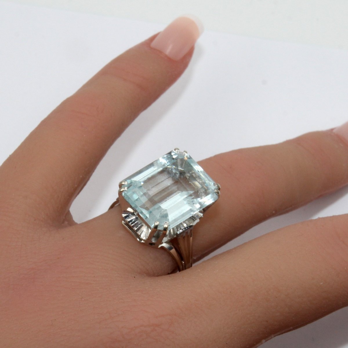 Emerald-cut Aquamarine Ring-photo-3