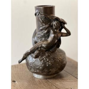 Vase du sculpteur Louis Moreau, XIXème siècle